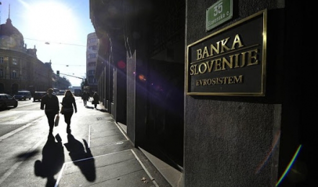 Paga mesatare në Slloveni 1,169 euro, sektorët më të paguar