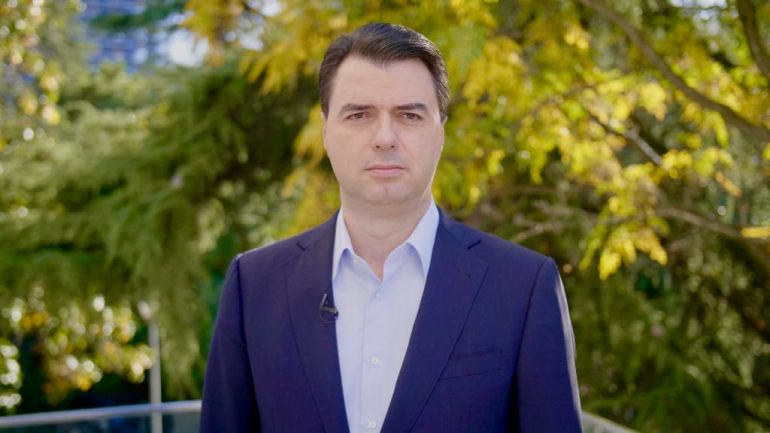 Basha: Shqipërisë i duhet një qeveri që s’rri në Instagram, por në vijën e parë të luftës me COVID-19