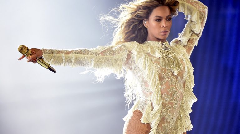 Një pauzë me muzikën, Beyonce i dedikohet familjes