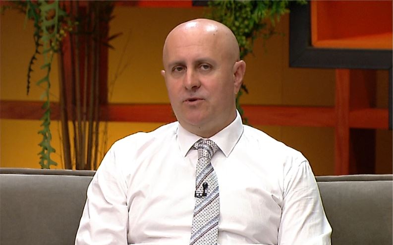 Rritja e rasteve me Covid, paralajmërimi i ekspertit: Sistemi shëndetësor rrezikon kolapsin