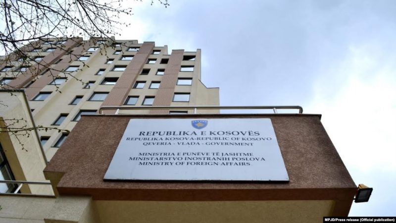 Ministria e jashtme e Kosovës: Armatosja e Serbisë nga Rusia, kërcënim për rajonin