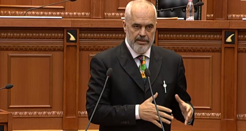 “2.5 dhe 1.2 bëjnë 3.2”/ Rama ironizon deputetin: Kush lajthit në kalkulime, është demokrat