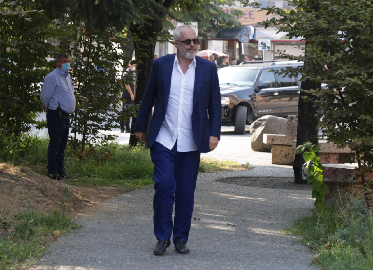 Nis mbledhja e shtabit elektoral të PS-së nën drejtimin e Ramës