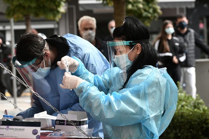 Sa do të zgjasë pandemia, çfarë na mësoi Gripi Spanjoll, SARS dhe Ebola; Kostot e pritshme në ekonomi