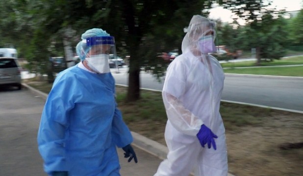 ​24 viktima dhe 1.112 raste të reja me COVID-19 në Maqedoninë Veriore