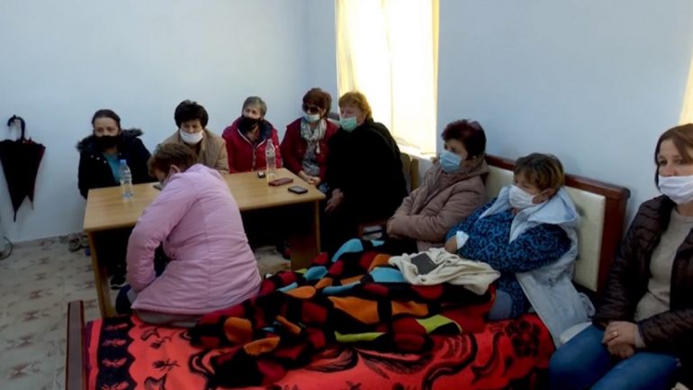 Takim me naftëtarët, Rama mbërrin në Fier