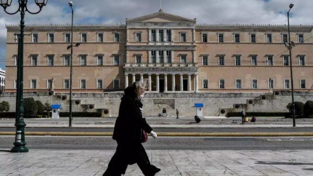 Greqi, 2135 raste të reja dhe 101 viktima në 24 orë