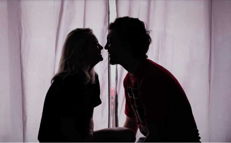 Shenjat e horoskopit që kanë frikë të bien në dashuri