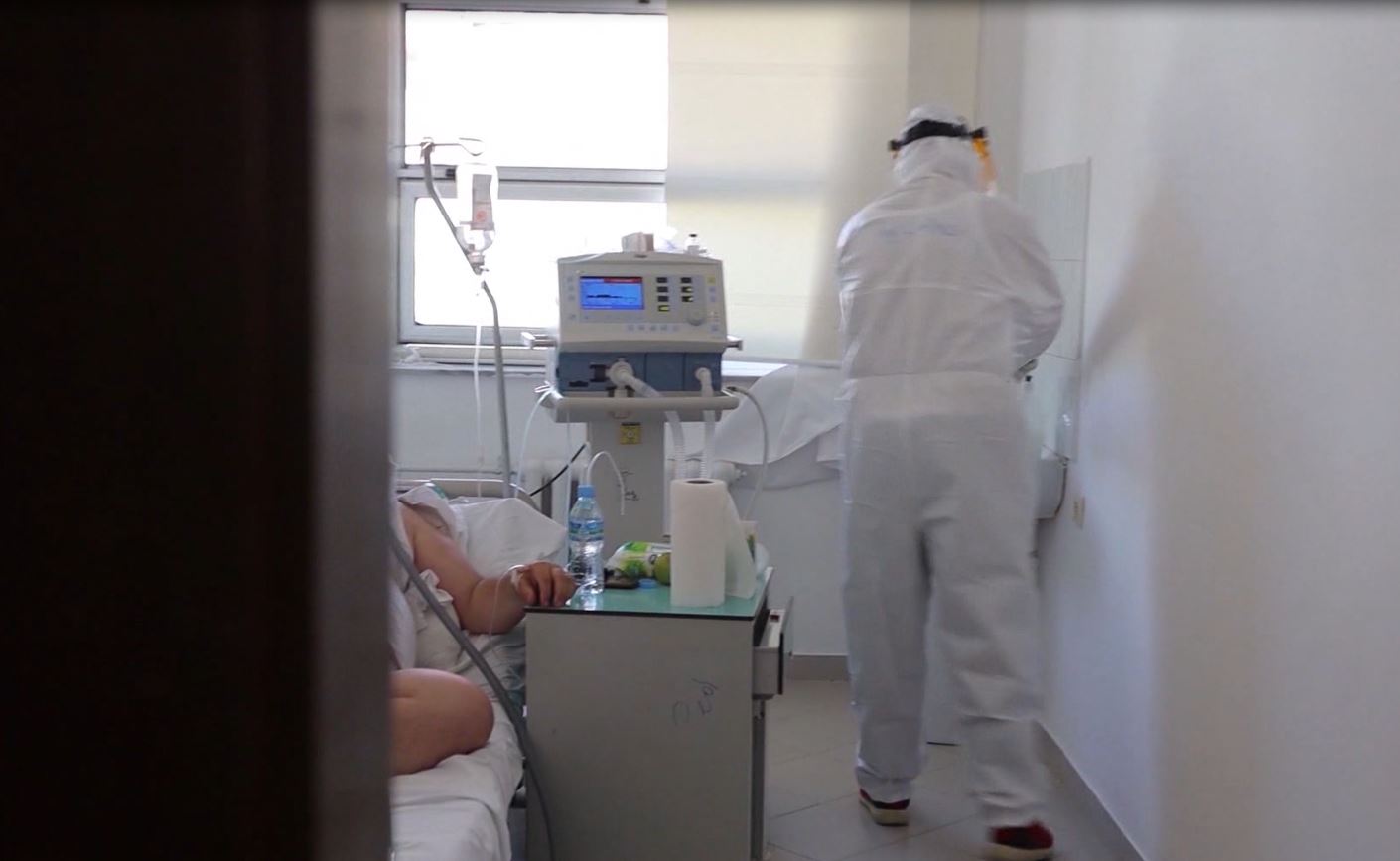 Shifra të larta të infektuarish dhe një viktimë nga Durrësi në 24 orët e fundit