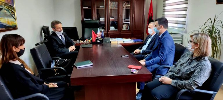 Drejtuesit e prokurorive, kreu i KLP sqaron vendimin: Të mbushen vakancat urgjente