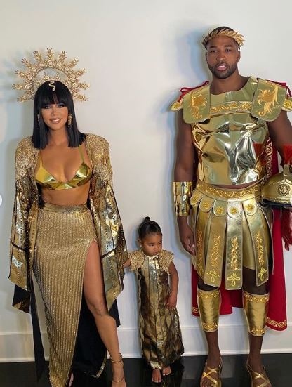 Khloe Kardashian reagon për lajmet që flasin për një shtatzëni të dytë