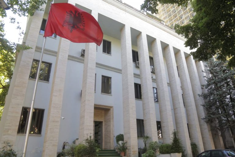 Vakancat në Kushtetuese, KED përjashton nga gara 3 gjyqtarë