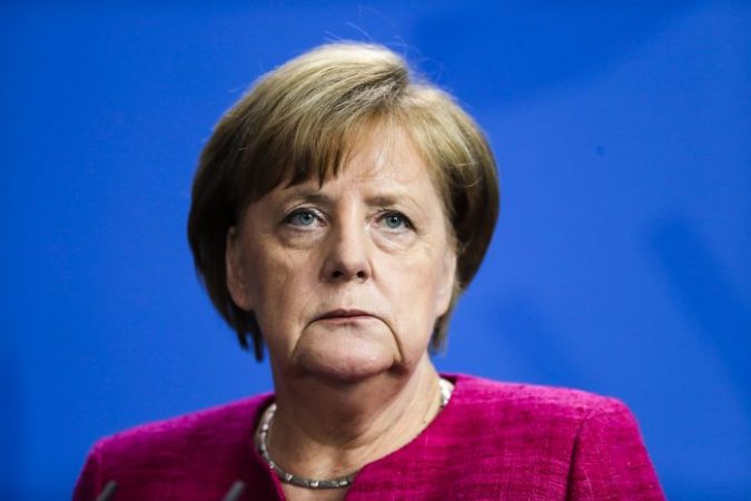 Merkel reagon ashpër pas sulmit terrorist në Vjenë: Luftë këtyre vrasësve, janë armiku ynë i përbashkët!