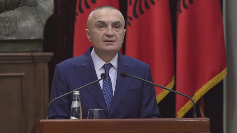 COVID-19/ Meta: Sistemi shëndetësor rrezikon të zhytet në kolaps