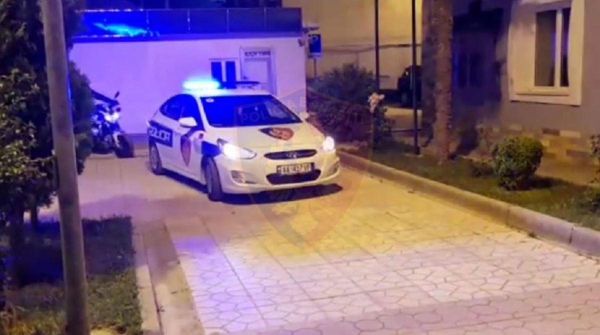 Pas sherrit e merr peng në makinë, pranga 34-vjeçarit vlonjat