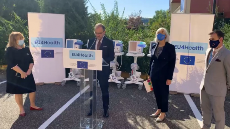 BE dhuron 30 respiratorë për COVID 4, ambasadori Soreca: Na pret një dimër i vështirë, javët në vijim rritje të rasteve me koronavirus