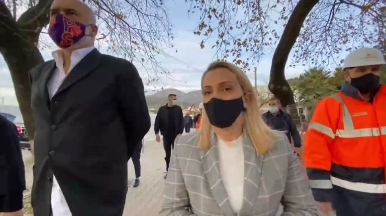 Rama i jep këshillë kryebashkiakes së Kurbinit dhe ironizon Bashën: Do na dalësh në televizor si Luli