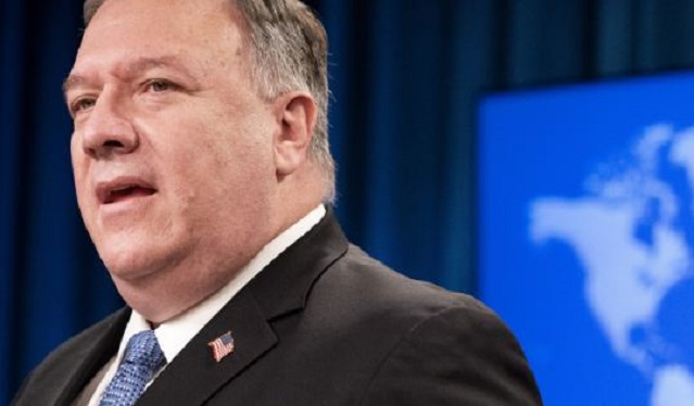 Pompeo niset në turne jashtë vendit