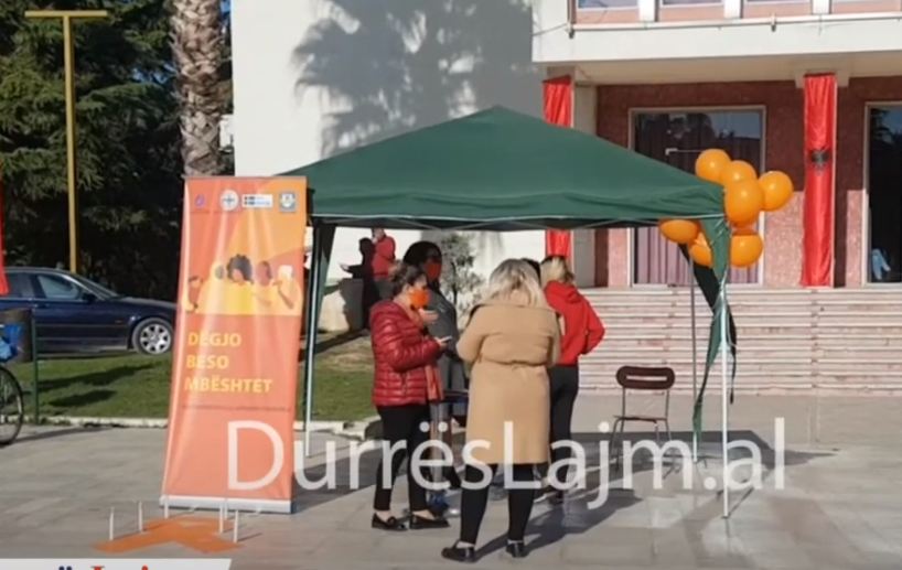 Hapet fushata në Durrës e &#8220;16 ditëve të Aktivizimit kundër dhunës me bazë gjinore&#8221; (VIDEO)