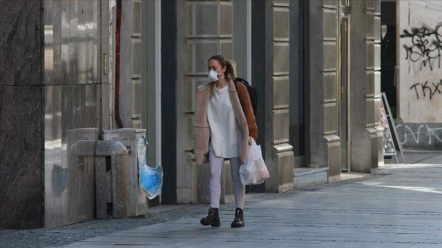 570 raste dhe 6 viktima në 24 orë, Mali i Zi vendos sot shtetrrethimin