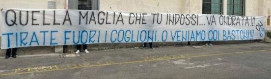 “Tregohuni me b*le, ose…”, ultrasit e Interit kërcënojnë skuadrën