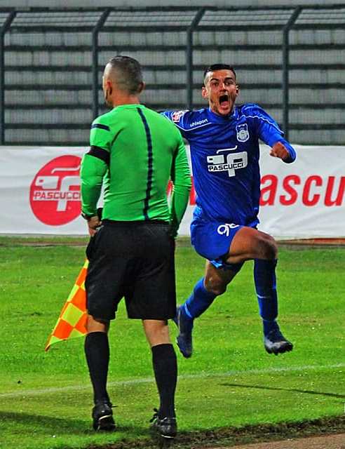 U pezullua nga ekipi i parë i Teutës, ja se ç’ndodh me Lorenco Vilën