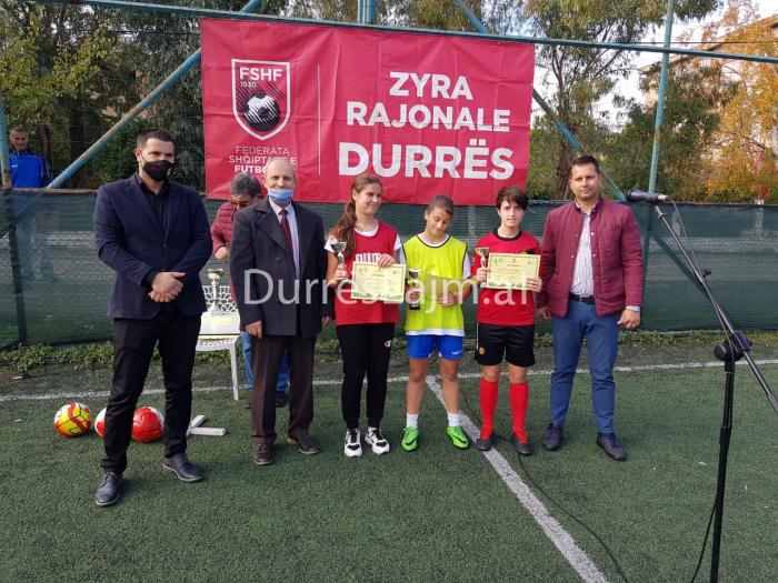 Kampionati VII i Minifutbollit për Vajza në Durrës, ja shkollat dhe vogëlushet fituese (FOTO)