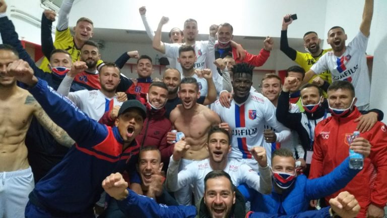 Vllaznia befason në start, rrëmben e vetme kreun