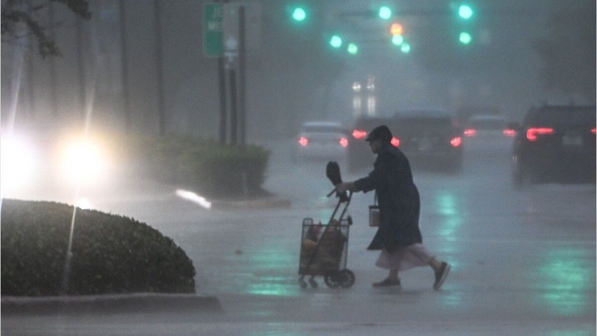 Stuhia Eta godet Florida-n, rreth 200 viktima