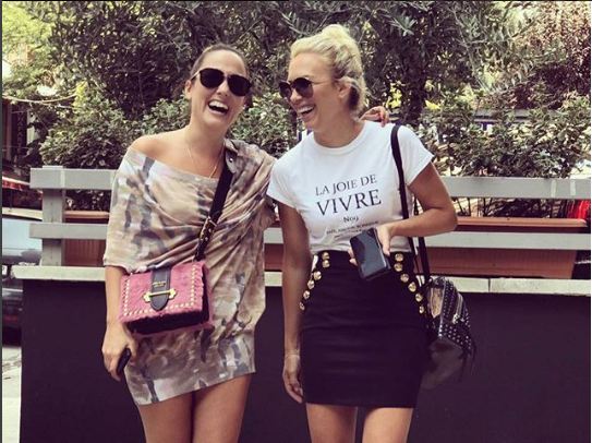 Arbana Osmani rrëfen planet për një bebe të tretë dhe zënkat me shoqen e saj Xhemi Shehu