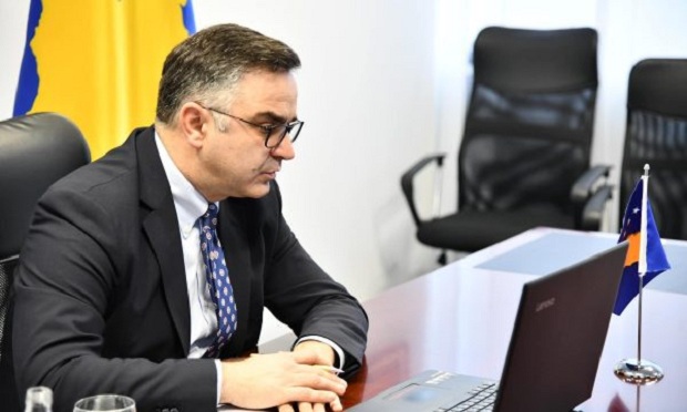 Zv.kryeministri i Kosovës: S’është e nevojshme mbyllja totale për shkak të COVID, do analizojmë orën policore