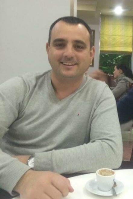 Covid-19 i merr jetën në moshë të re punonjësit të OSHEE