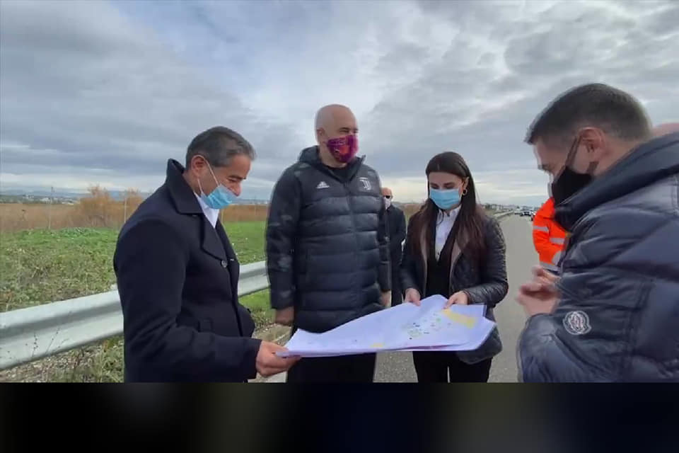 Projekti i portit turistik në Durrës, urbanisti Muka: Një përrallë me 2 miliardë euro!!