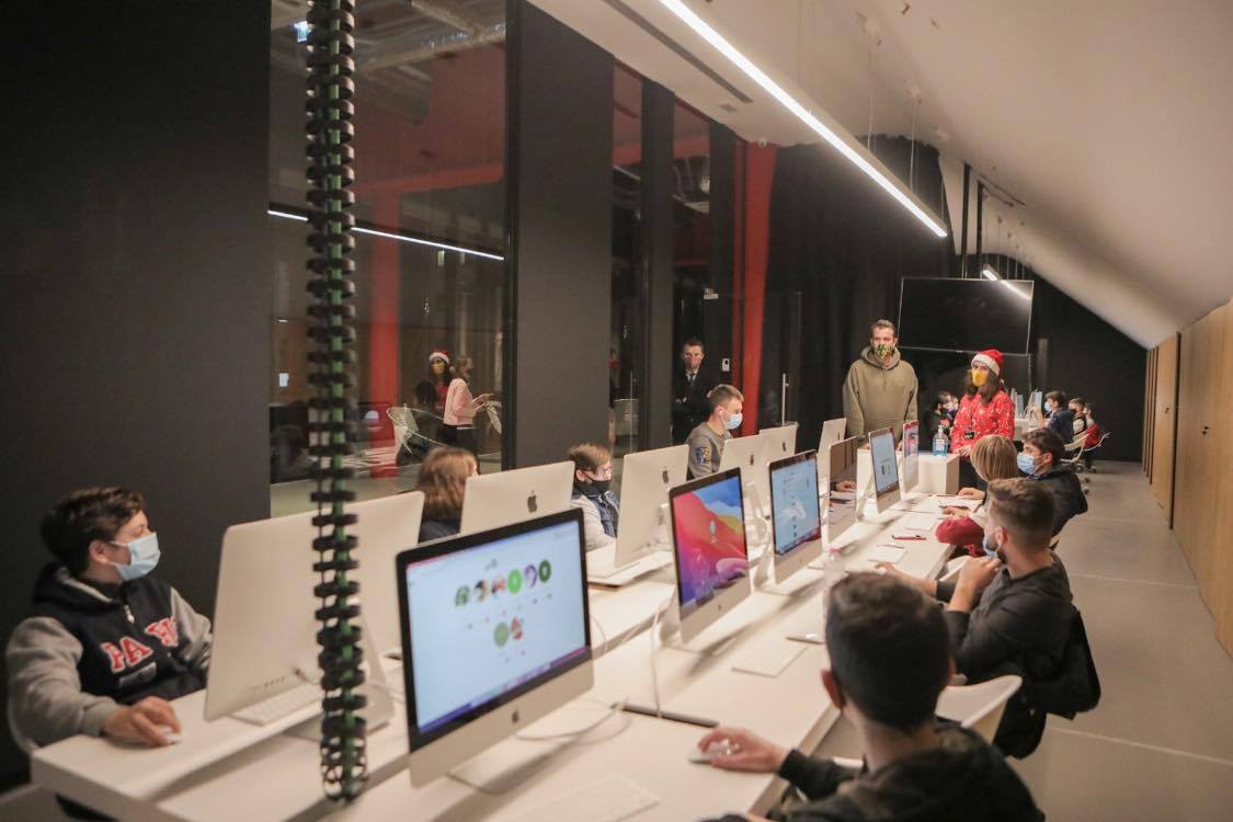 Veliaj: Bursa për fëmijët e apasionuar pas teknologjisë