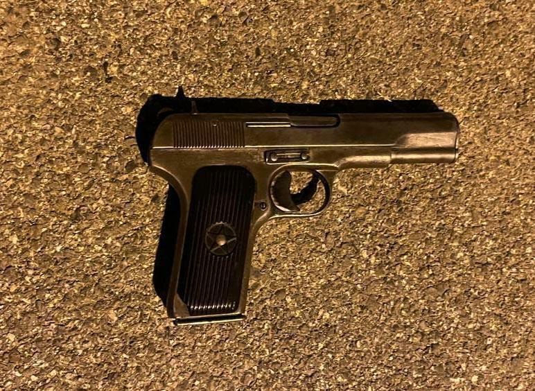 Qarkullonte me armë zjarri, vihet në pranga 51-vjeçari