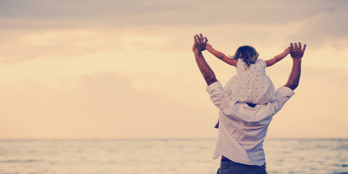 Baballarët që kanë vajza jetojnë më gjatë!