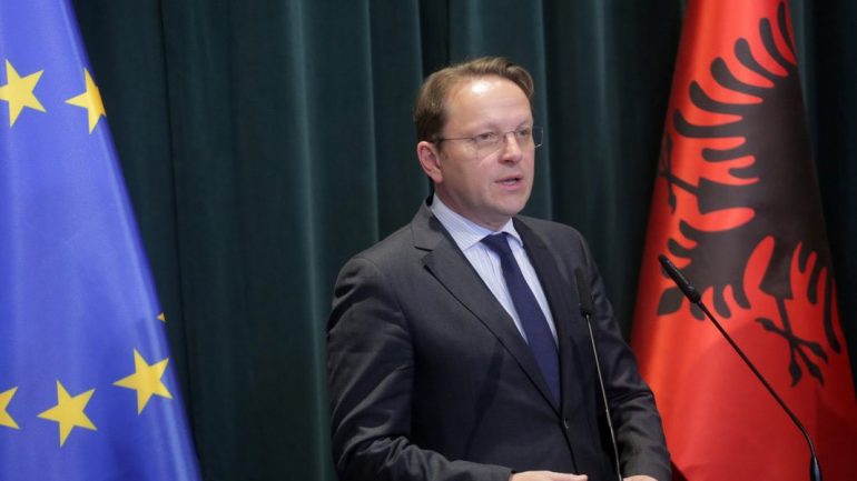 Varhelyi: Reforma në drejtësi thelbësore, nuk mund të devijojë nga presionet