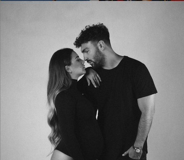 U bë baba pak orë më parë, Ledri Vula publikon foton e veçantë