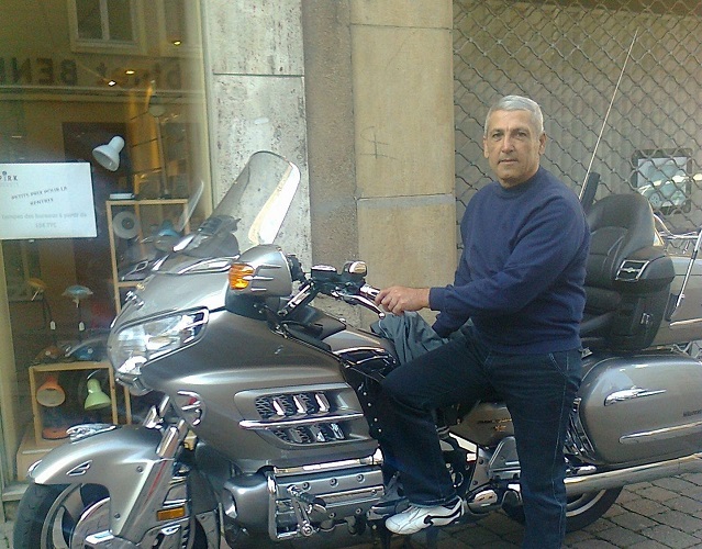 Vrau bashkëjetuesen dhe motrën e saj në sy të fëmijëve, arrestohet 59-vjeçari