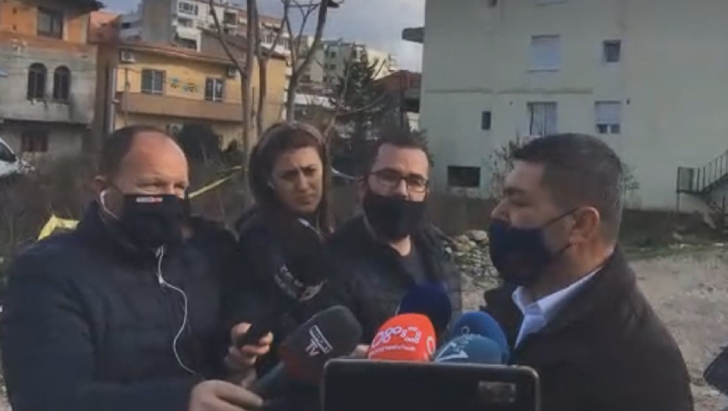 Vrasja e dy motrave, Jaupaj: Ngjarja u pa nga dy fëmijët e mitur të viktimës, autori mund të jetë në zonë