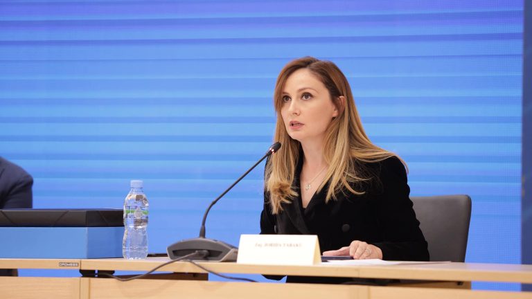 “Rama dështoi me menaxhimin e dy krizave të këtij viti”, Tabaku: Buxheti 2021 nuk ndihmon qytetarët