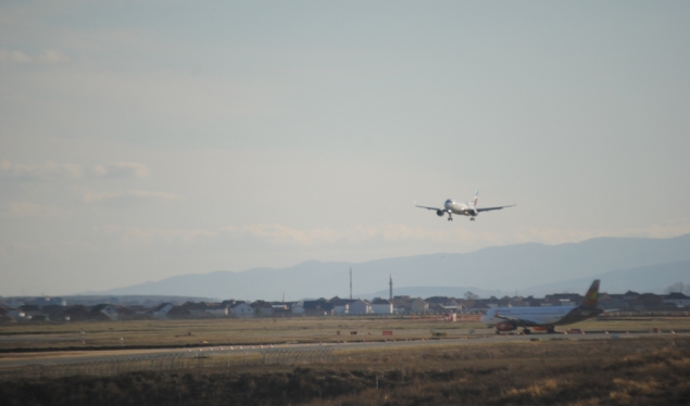 ​Kosova pezullon linjat ajrore me Britaninë e Madhe