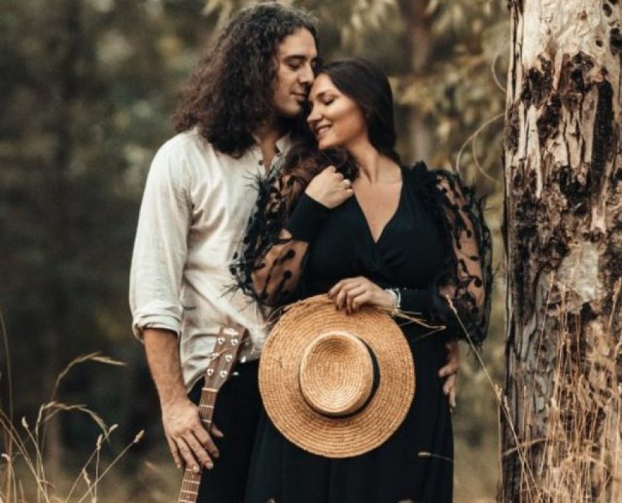 Marsela Çibukaj anulon dasmën, por është gati të bëhet nënë për herë të parë