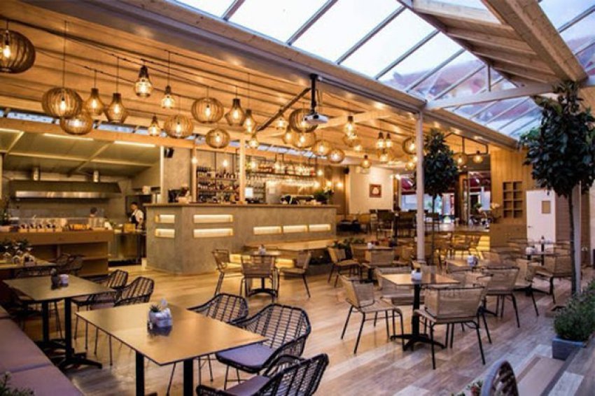 Kufizimi i orareve për baret dhe restorantet, bizneset paralajmërojnë: Nëse s’ka zgjidhje, do ketë protestë