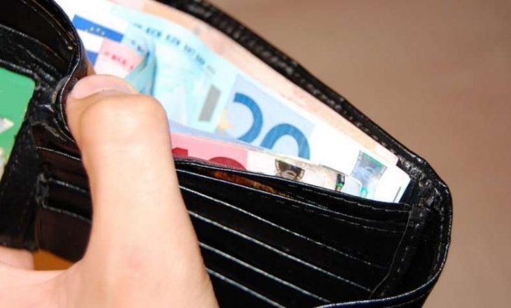 Eurostat: Shqipëria, e para në Europë për peshën e lartë të punonjësve me pagë të ulët