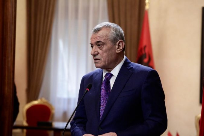 Ruçi urim me rastin e Vitit të Ri: T’i lemë të treten kujtimet e një viti të thyer, në horizont po vijnë ditë të bukura për të gjithë