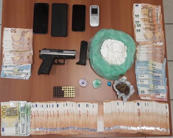 Operacion antidrogë në Greqi, arrestohen dy shqiptarë, njëri në kërkim nga Interpol