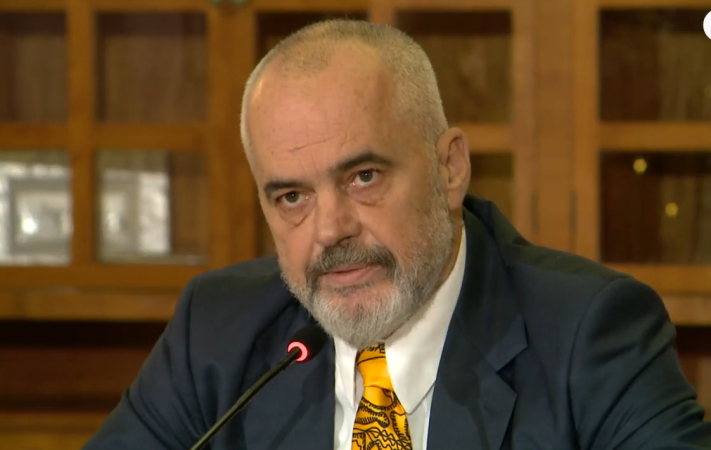 “Humbi jetën aksidentalisht”, Rama sqaron vendimin: Pensioni u dha sepse Klodian Rasha s’ishte objekt i ndonjë misioni policor