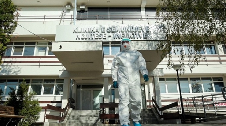 ​Kosova regjistron 12 humbje jete dhe 462 raste të reja me Covid-19