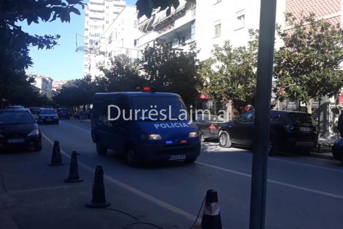 Protesta kundër vrasjes së Rashës, dalin para gjykatës të arrestuarit në Durrës